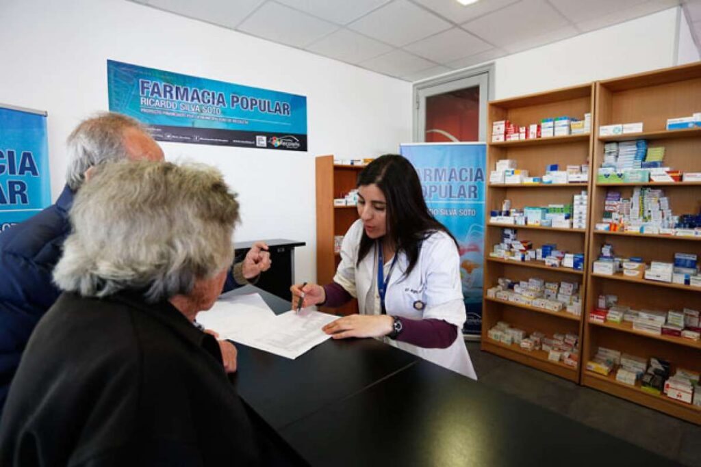 PAUTA destaca investigación de Felipe González sobre el impacto económico y político de las farmacias populares