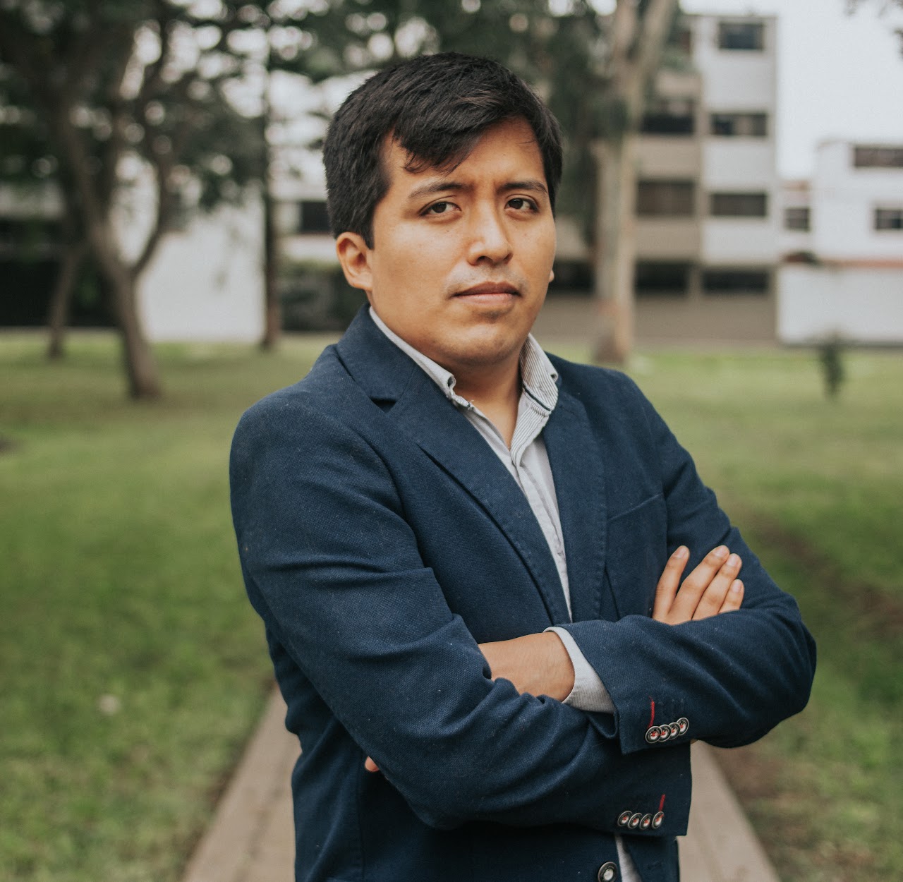 César Huaroto, el nuevo Doctor en Economía UC