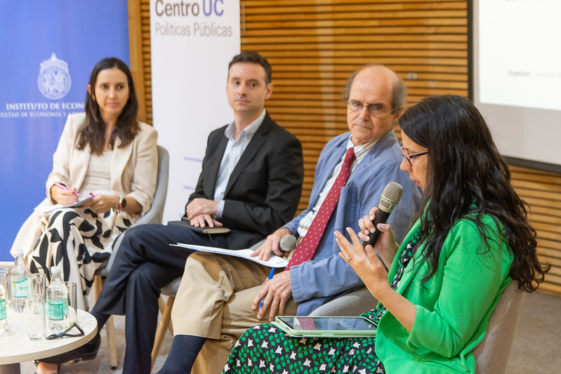 Uno de cada cuatro niños vive en pobreza: las alertas que dejó el análisis de la Casen 2024 en la UC