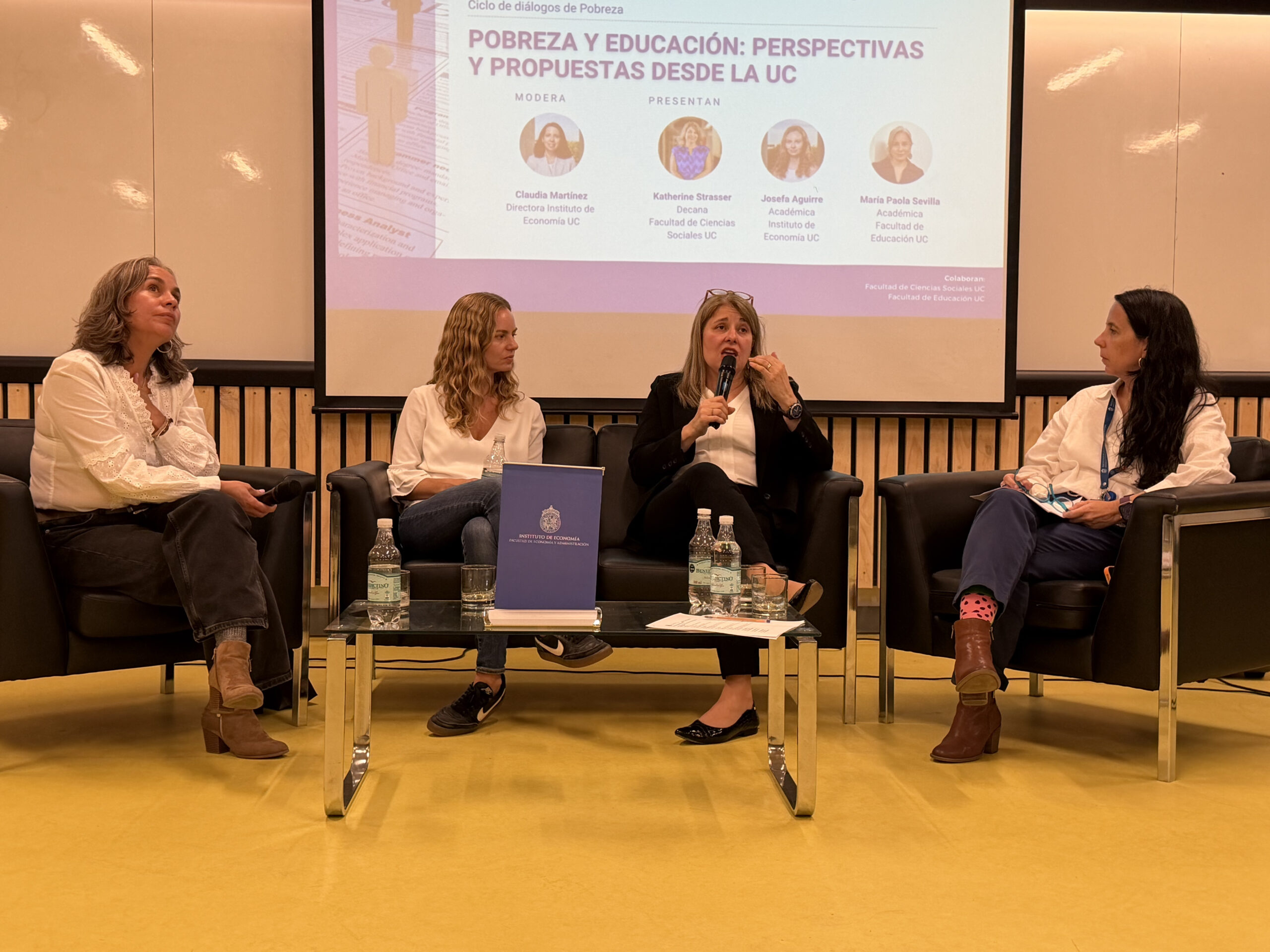 Pobreza y Educación: Académicas UC analizan las brechas y desafíos del sistema escolar chileno